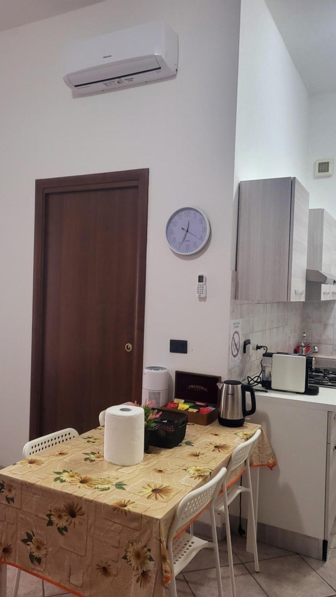 Casa Manzoni Apartment Novara Bagian luar foto