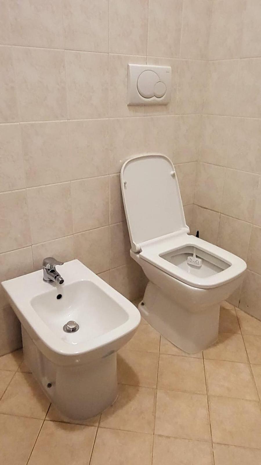 Casa Manzoni Apartment Novara Bagian luar foto