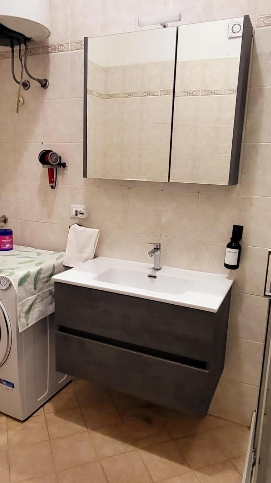 Casa Manzoni Apartment Novara Bagian luar foto